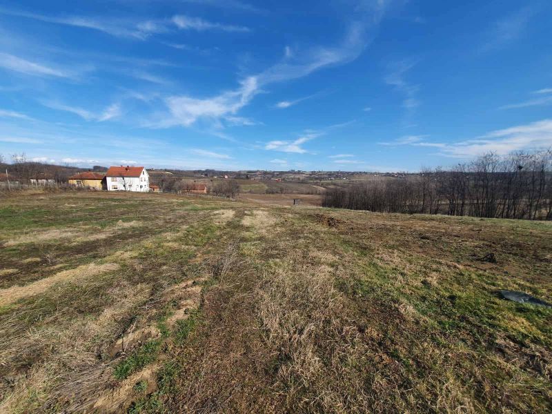 Topola-Gornja Šatornja, njiva 353 ara, - Izdavanje Rentiranje Plac Zemljište Njiva Oglasi Beograd