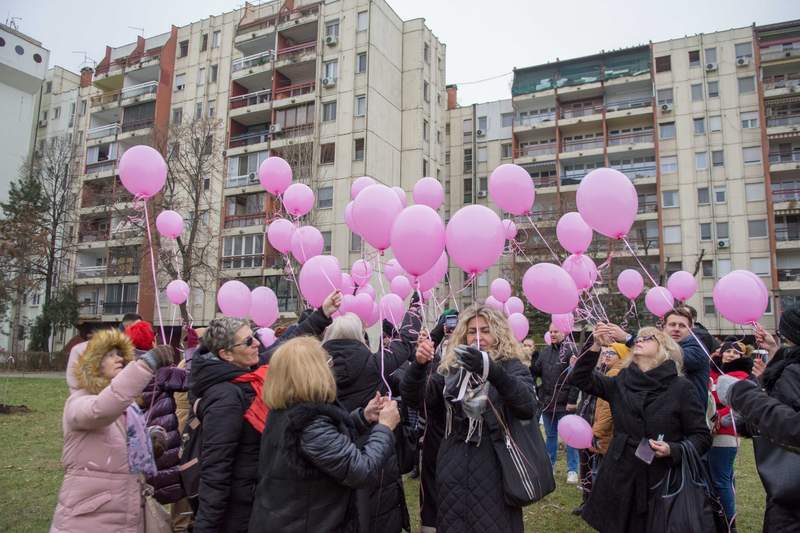 Novi beograd dobio vrt nade - simbol podrške ženama u borbi protiv raka dojke